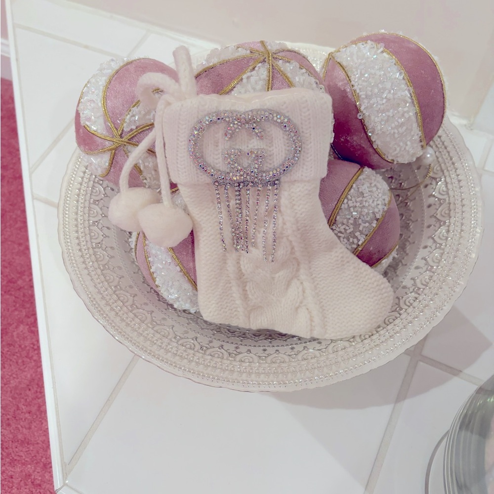 Hand Made Luxury Knit Mini Christmas Stocking with 4 mini guest soaps